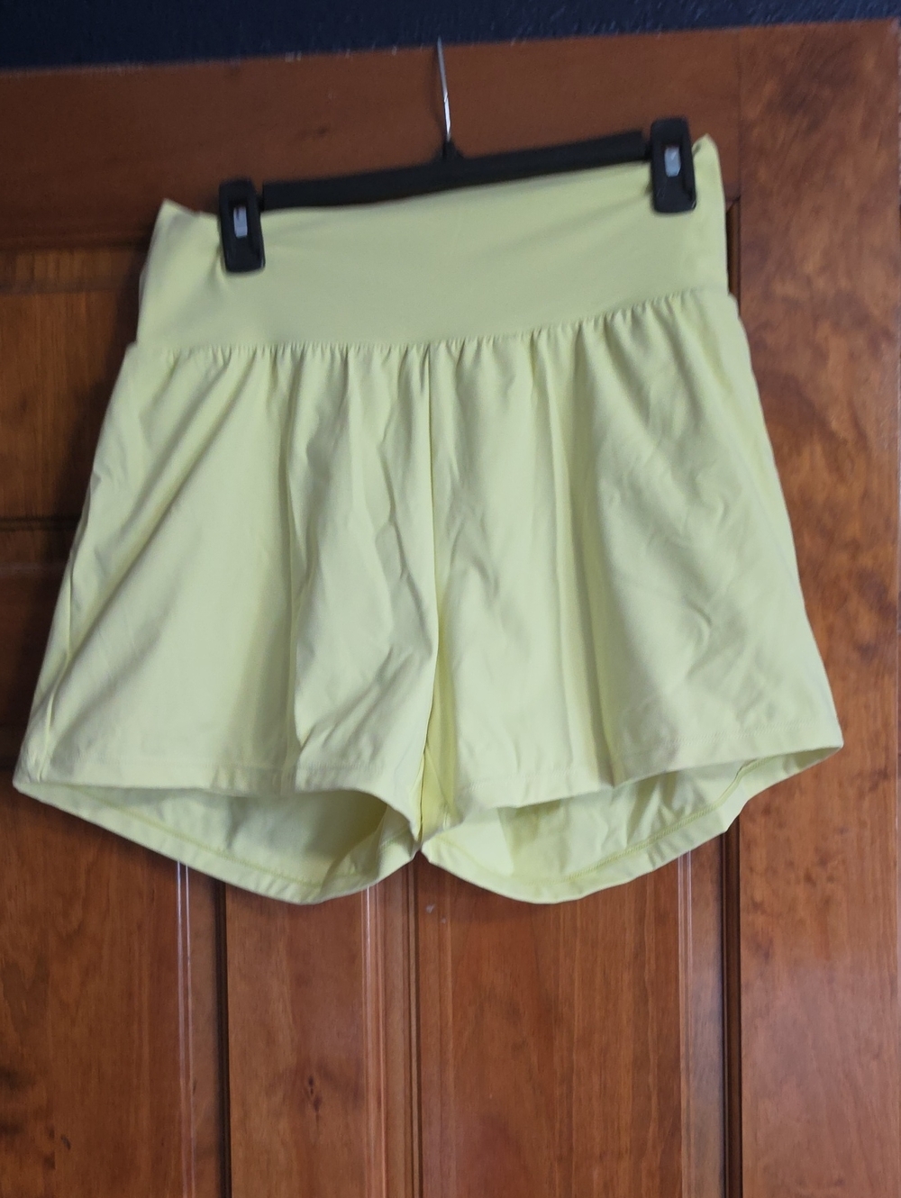 HALARA Light Yellow Athletic Skort Shorts